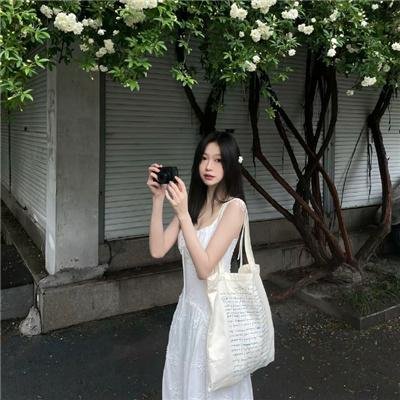重回过去他却牵手校花